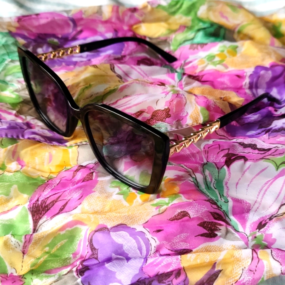 Fashion Sunglasses similar to Max Mara Barton Perreira Vince Camuto Longchamp